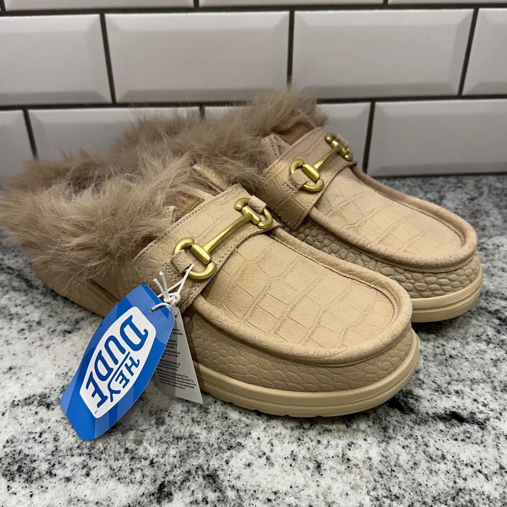 Hey Dude Mens 10 Wally Slip Loafer Market 2 Sand Beige Croc Faux Fur Horsebit